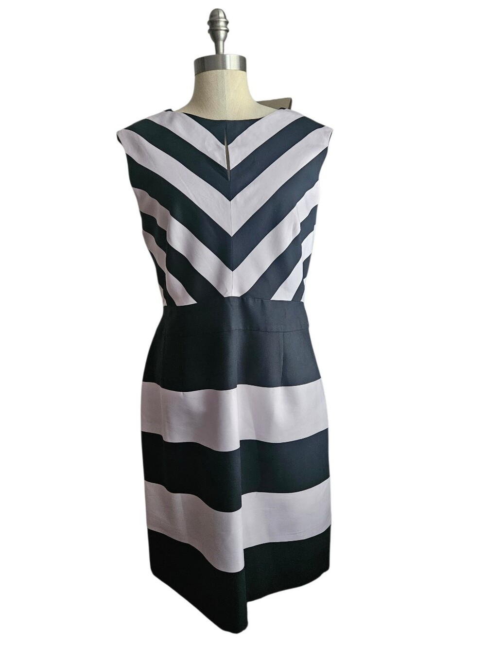 KAREN MILLEN Black & White Striped Chevron Tailored Sheath Dress | SZ 12